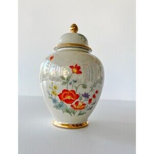 Kudo Toki Fancy Ginger Jar Japan Floral Gold White